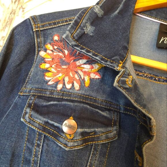 Nanette Lepore Embroidered Floral Denim Jacket Size M Cottage Costal Coquette - Picture 5 of 13